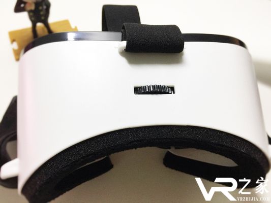 美幻达VRS VR眼镜评测：做工出色、体积小巧轻盈