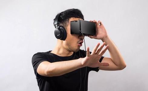 在VR领域，眼控究竟扮演了一种怎样的角色？