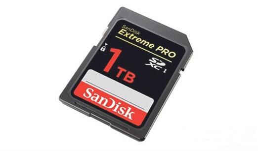 全球首个1TB SD卡