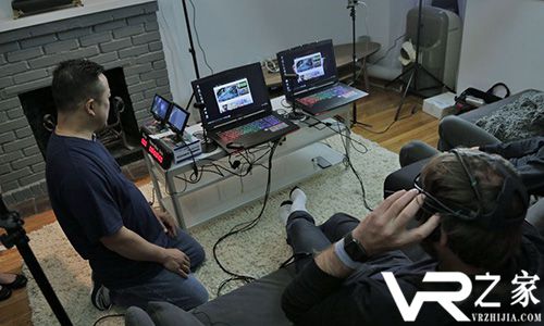 纽约两男子创下50小时不间断观看VR视频世界纪录.jpg