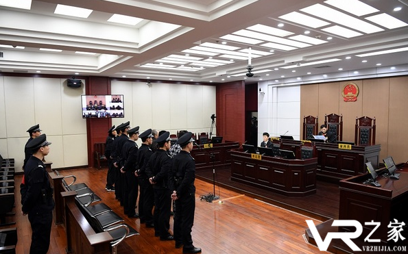 南昌法院尝试用VR直播庭审全过程.png