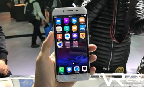 vivo Xplay6