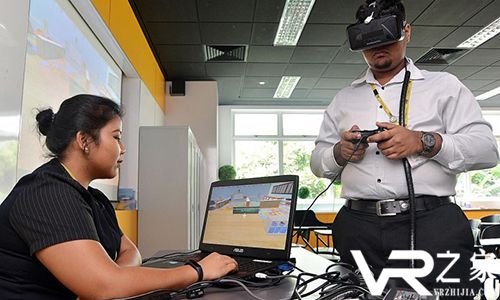 高校利用VR技术来培训早教专业学生.jpg