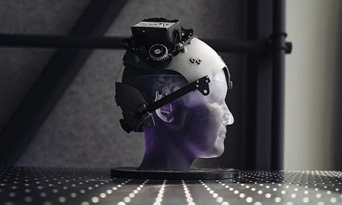 研究人员展示基于VR/AI的无线脑机接口系统