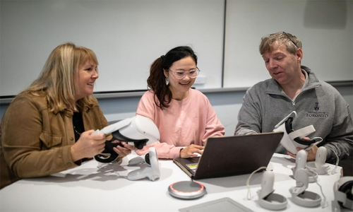 多伦多大学试点使用VR帮助新移民学习英语